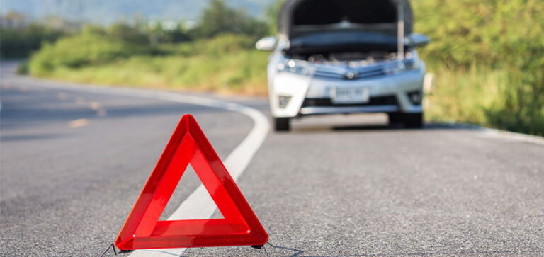 How To Stay Safe While Waiting For A Tow Truck To Arrive