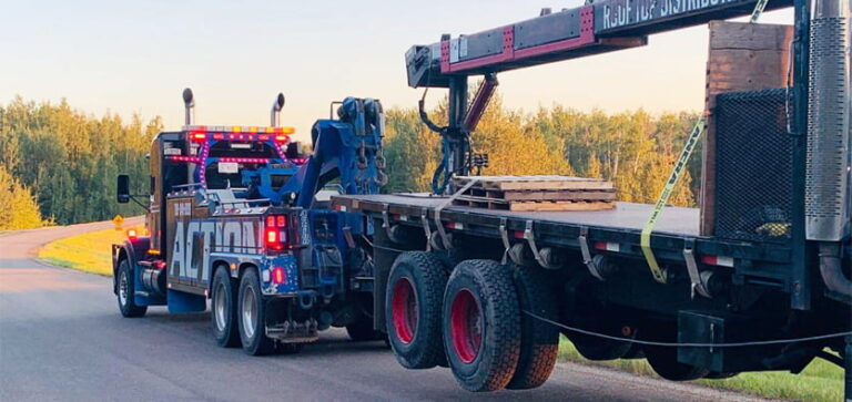 Critical Factors To Consider When Choosing A Heavy-Duty Towing Service