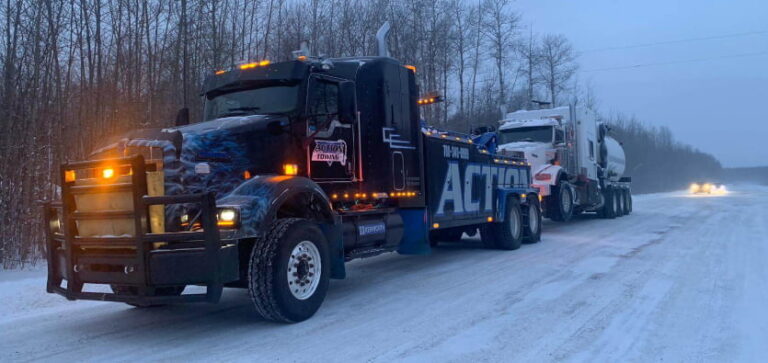 Common Factors In Tow Truck Accidents And How To Avoid Them