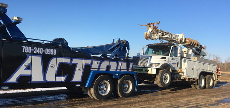 The Pros Of Flatbed Trucks For Hauling Construction Equipment