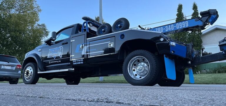 Choosing A Reliable Emergency Towing Service: Factors To Consider