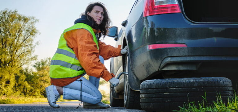 Towing And Roadside Assistance For Women In Edmonton
