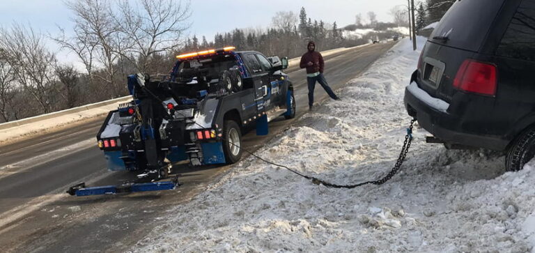 Top 5 Scenarios Requiring Emergency Towing Services In Edmonton
