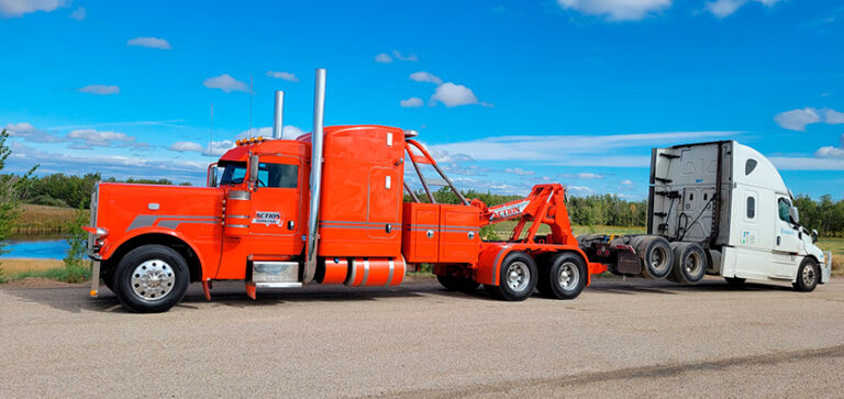 Top Features To Look For In A Reliable Heavy-Duty Towing Service