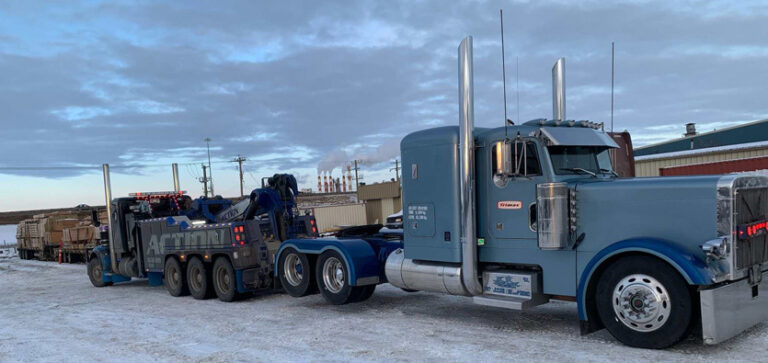 Why 24 Hour Commercial Towing Is Critical for Alberta Trucking Companies