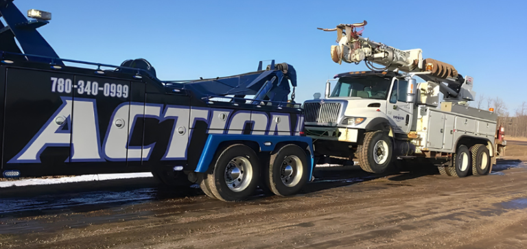 The Role of Heavy Duty Towing in Edmonton’s Construction and Industrial Sector